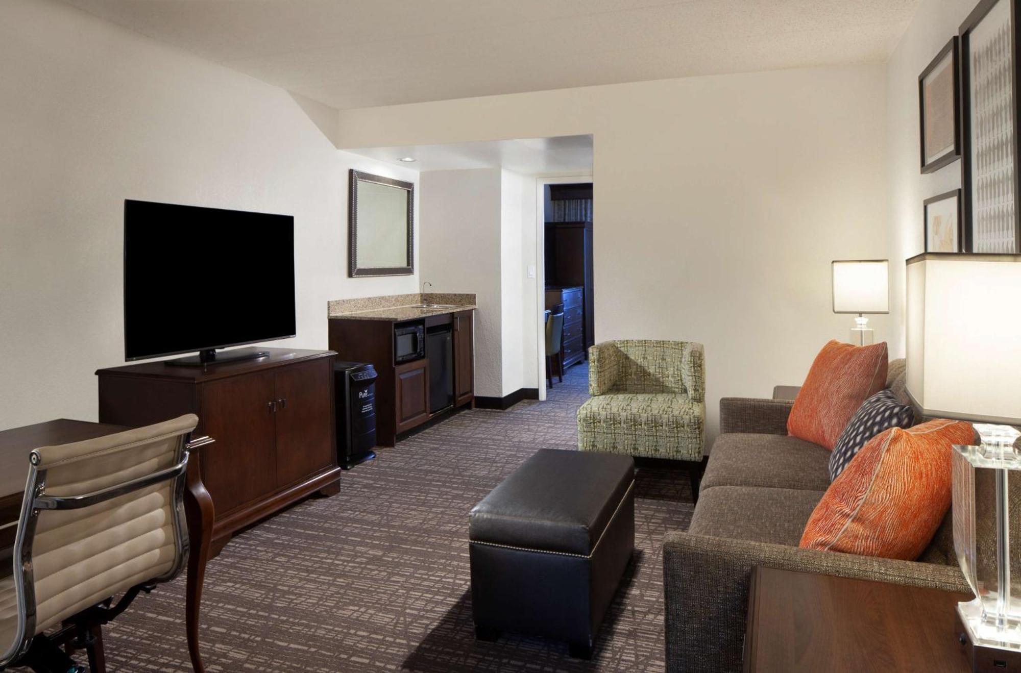 Embassy Suites By Hilton Philadelphia Airport Buitenkant foto