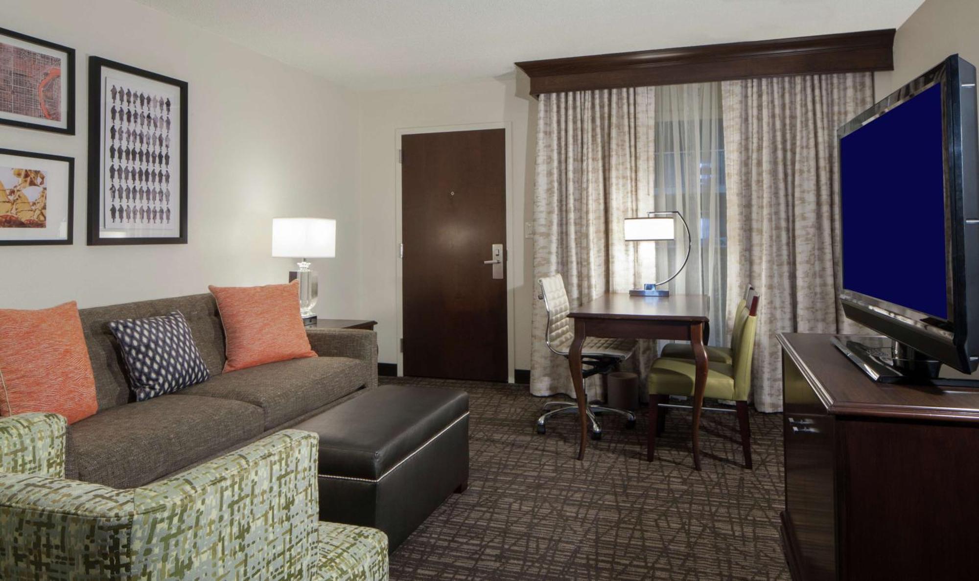 Embassy Suites By Hilton Philadelphia Airport Buitenkant foto