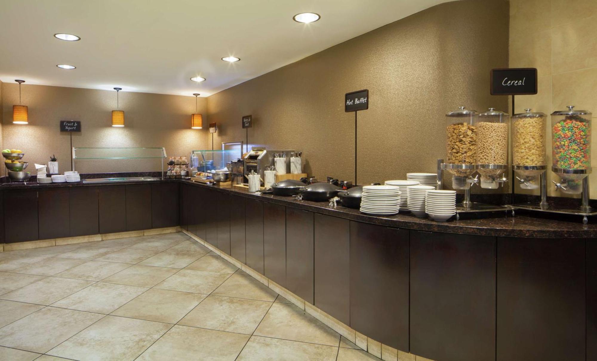 Embassy Suites By Hilton Philadelphia Airport Buitenkant foto