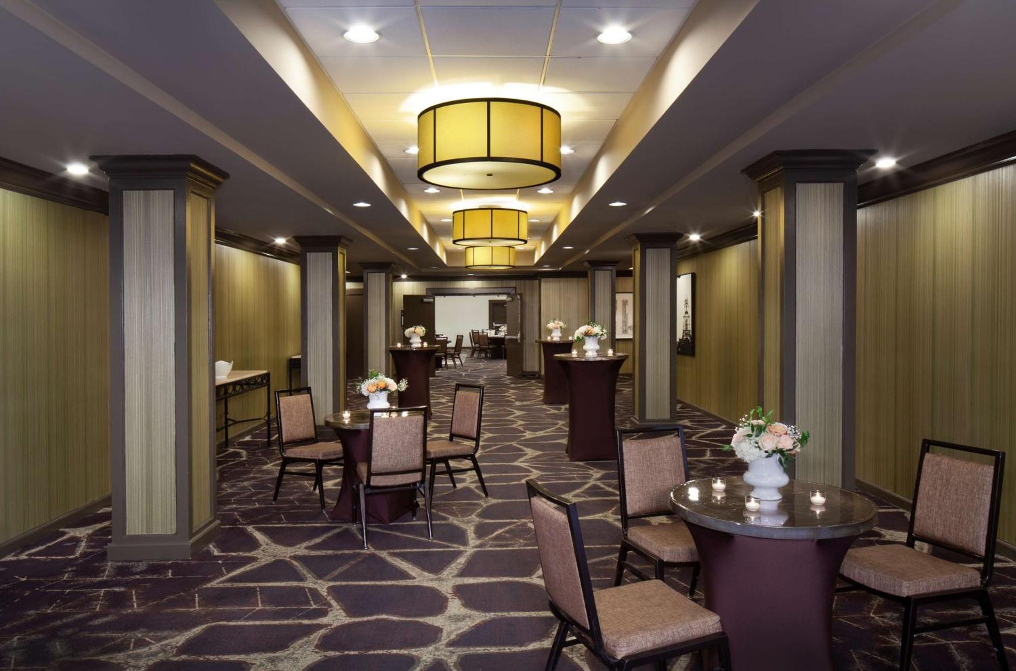 Embassy Suites By Hilton Philadelphia Airport Buitenkant foto