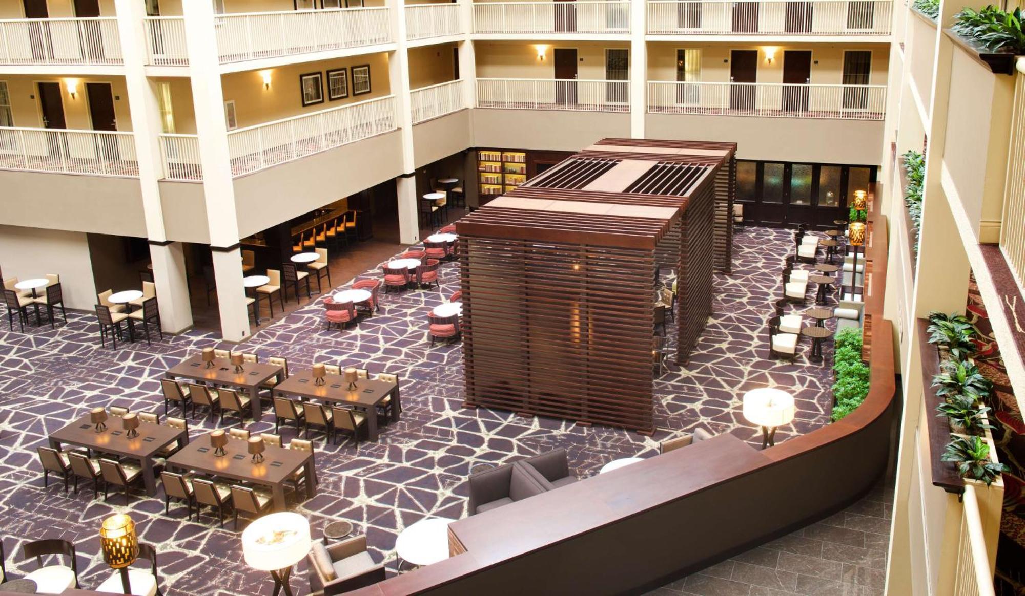 Embassy Suites By Hilton Philadelphia Airport Buitenkant foto
